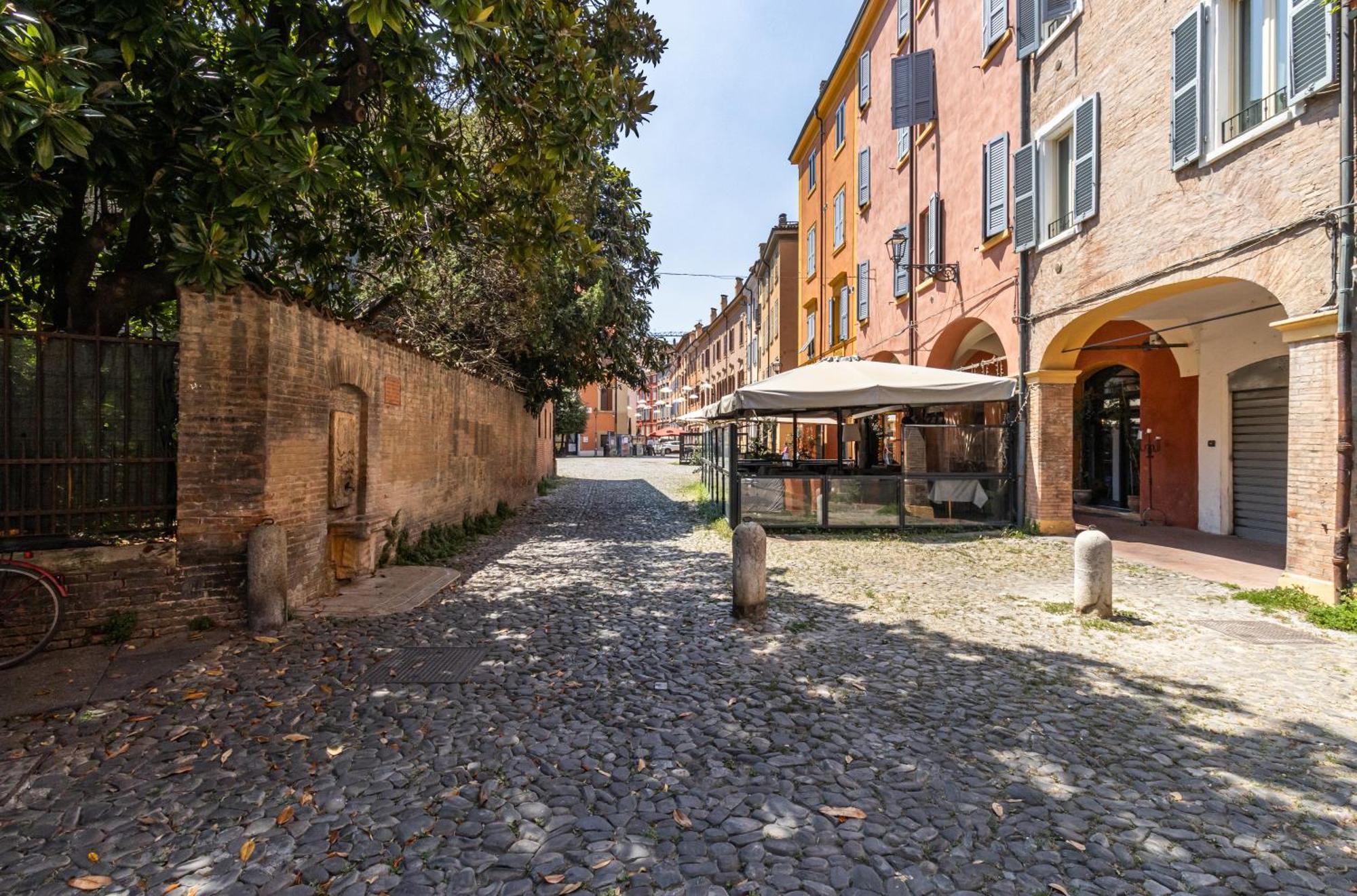 Suite Modena Al Centro - Affitti Brevi Italia Buitenkant foto